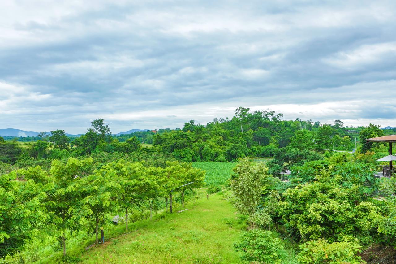 Baan Pailyn Resort Lamphun Li Exteriör bild