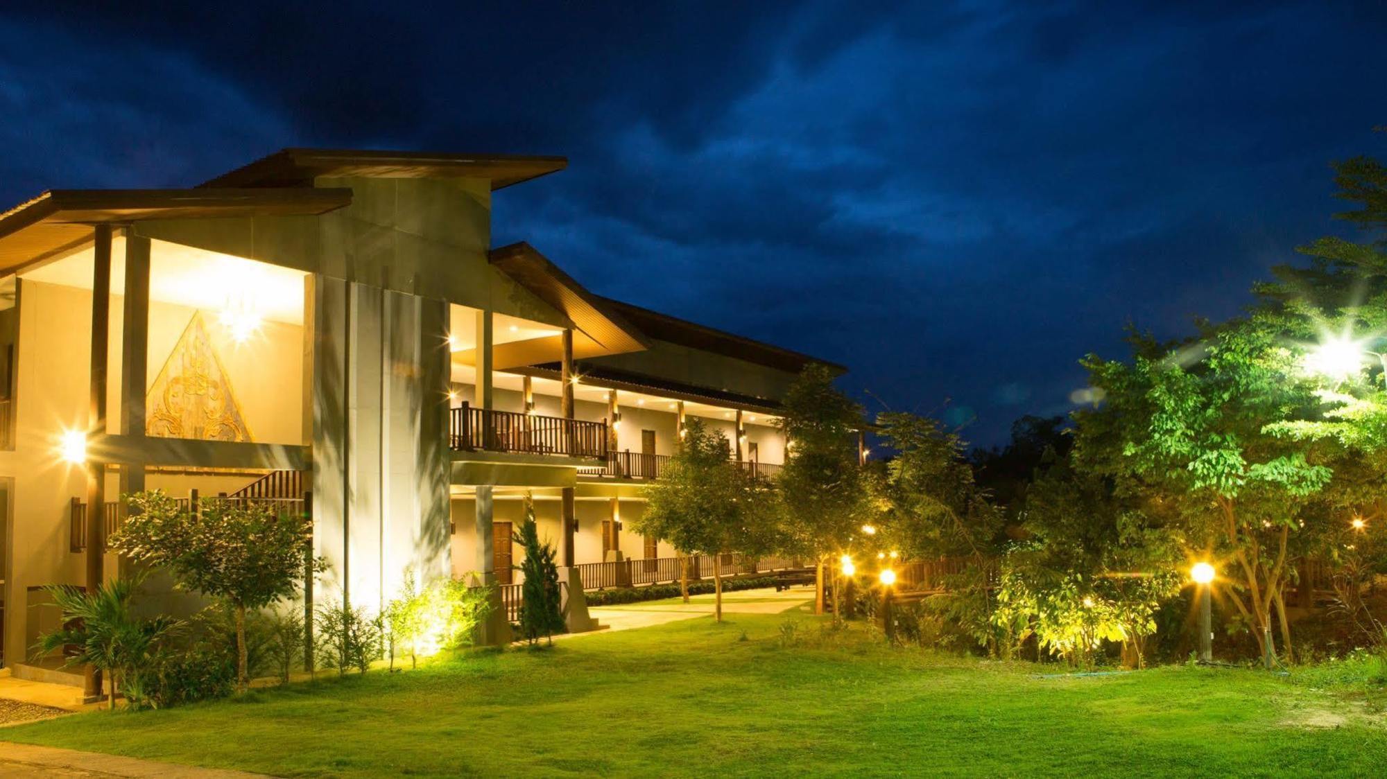 Baan Pailyn Resort Lamphun Li Exteriör bild