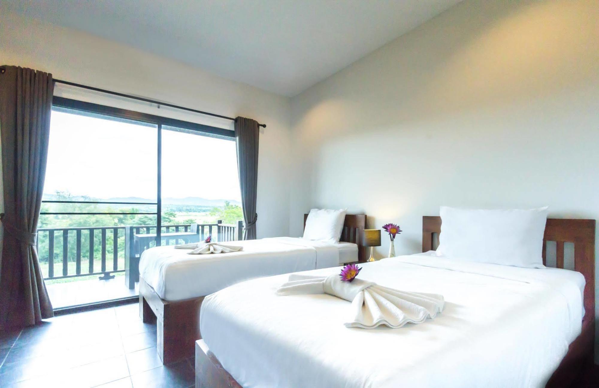 Baan Pailyn Resort Lamphun Li Exteriör bild
