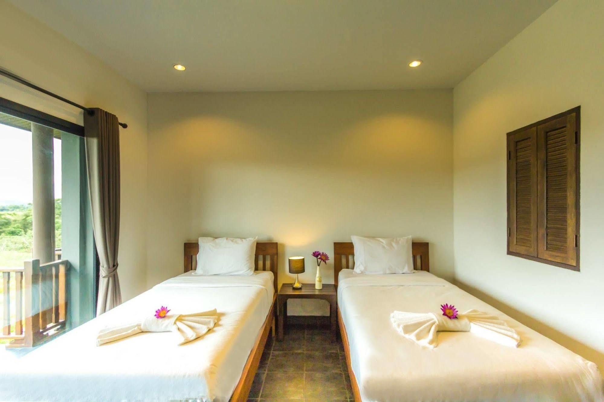 Baan Pailyn Resort Lamphun Li Exteriör bild