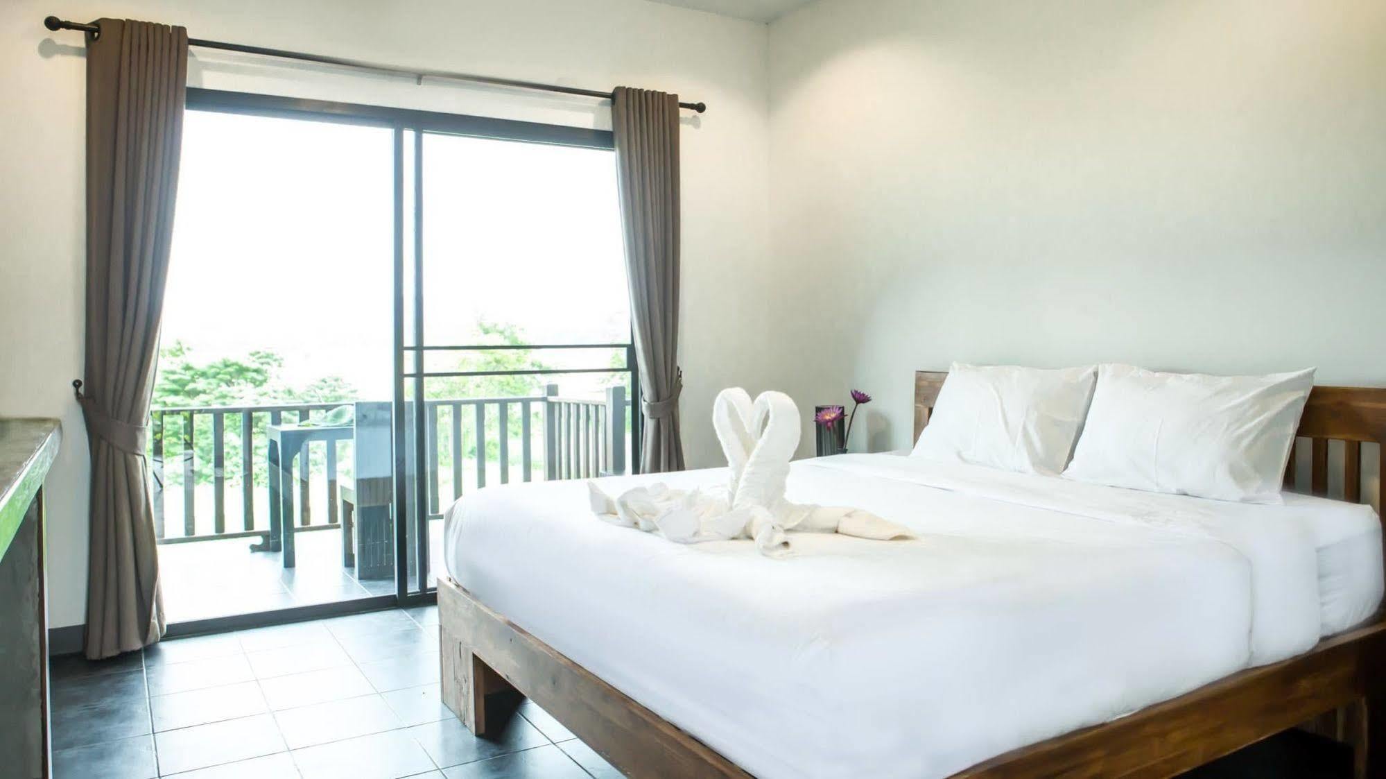 Baan Pailyn Resort Lamphun Li Exteriör bild